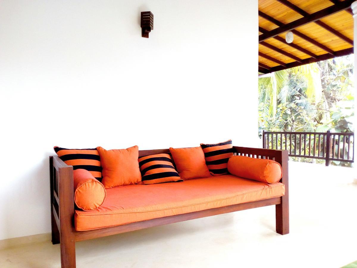 Sleepy Head Guesthouse Unawatuna Ngoại thất bức ảnh