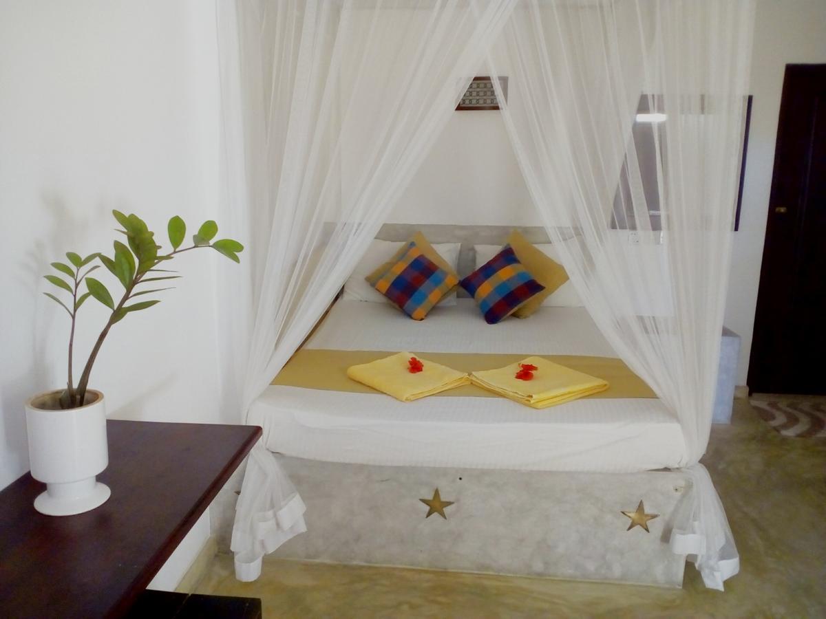 Sleepy Head Guesthouse Unawatuna Ngoại thất bức ảnh