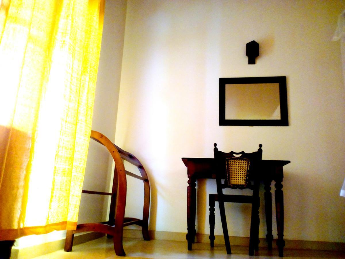 Sleepy Head Guesthouse Unawatuna Ngoại thất bức ảnh