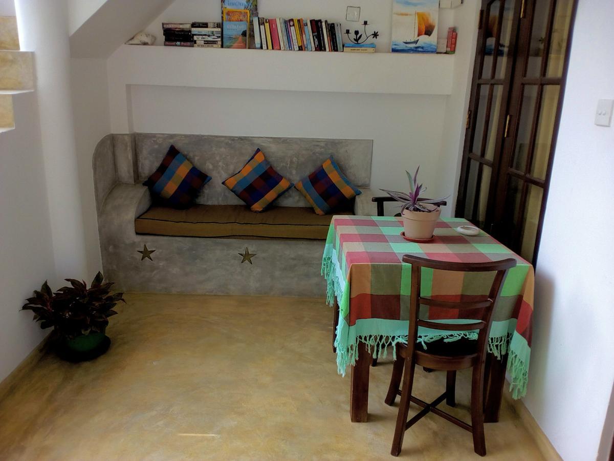 Sleepy Head Guesthouse Unawatuna Ngoại thất bức ảnh