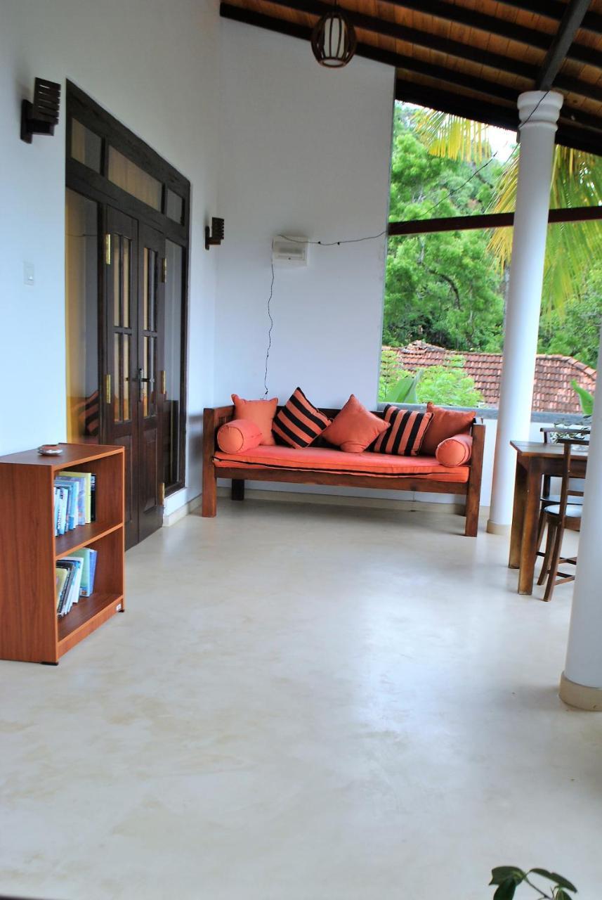 Sleepy Head Guesthouse Unawatuna Ngoại thất bức ảnh