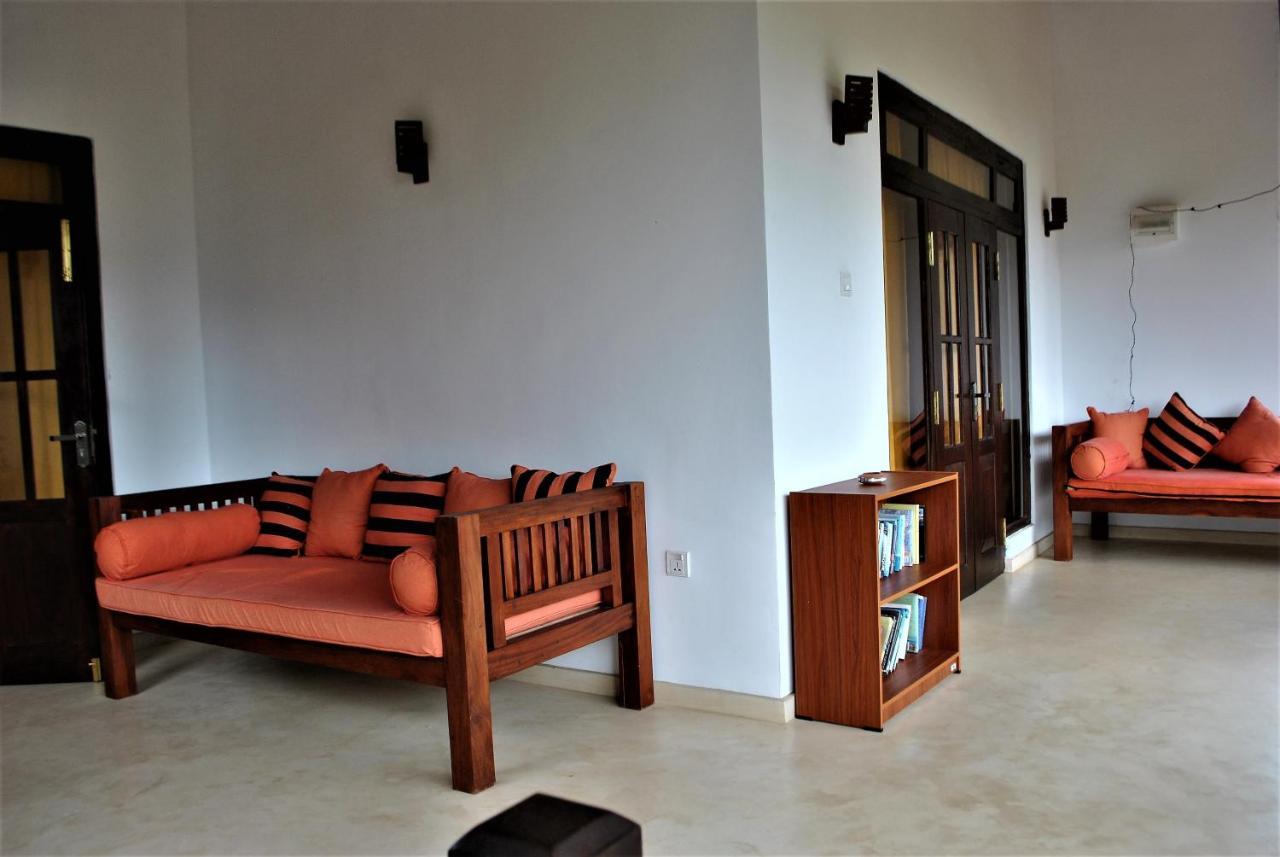 Sleepy Head Guesthouse Unawatuna Ngoại thất bức ảnh